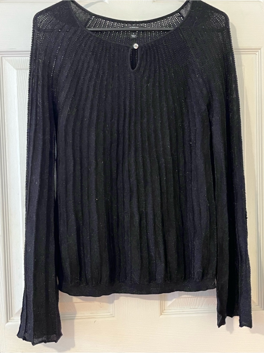 Apt. 9 Black Ribbed Long-Sleeve Knit Top with Keyhole Button